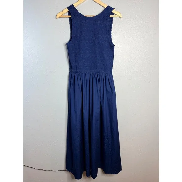 Vestido Midi Recortado Con Detalle De Lazo